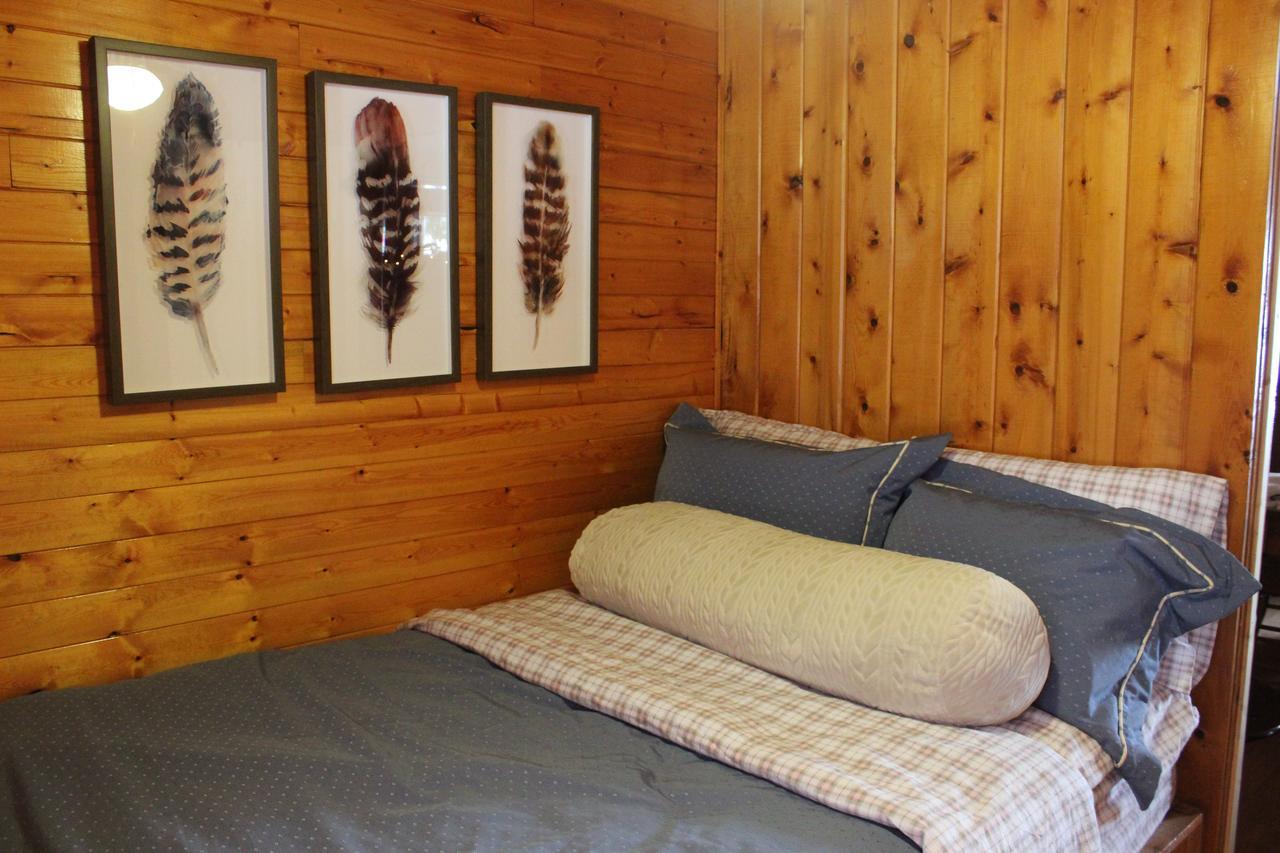 Lakefront Hope Lodge Miller Lake Kültér fotó