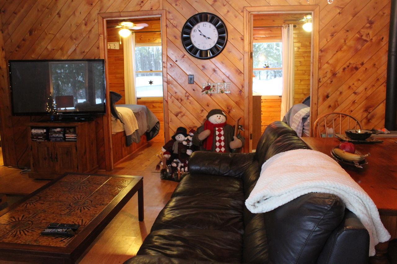 Lakefront Hope Lodge Miller Lake Kültér fotó