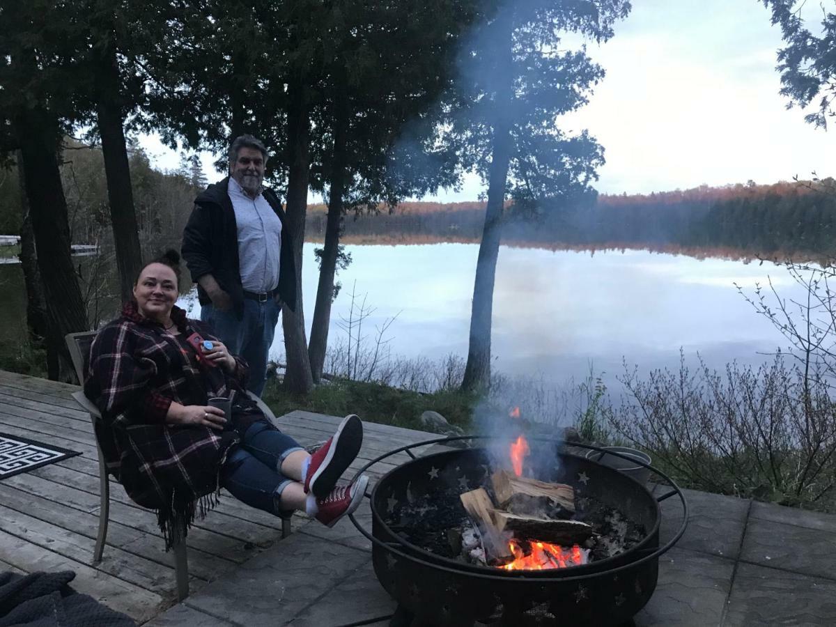 Lakefront Hope Lodge Miller Lake Kültér fotó