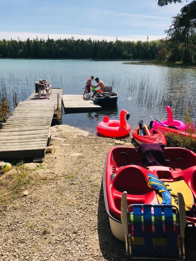 Lakefront Hope Lodge Miller Lake Kültér fotó