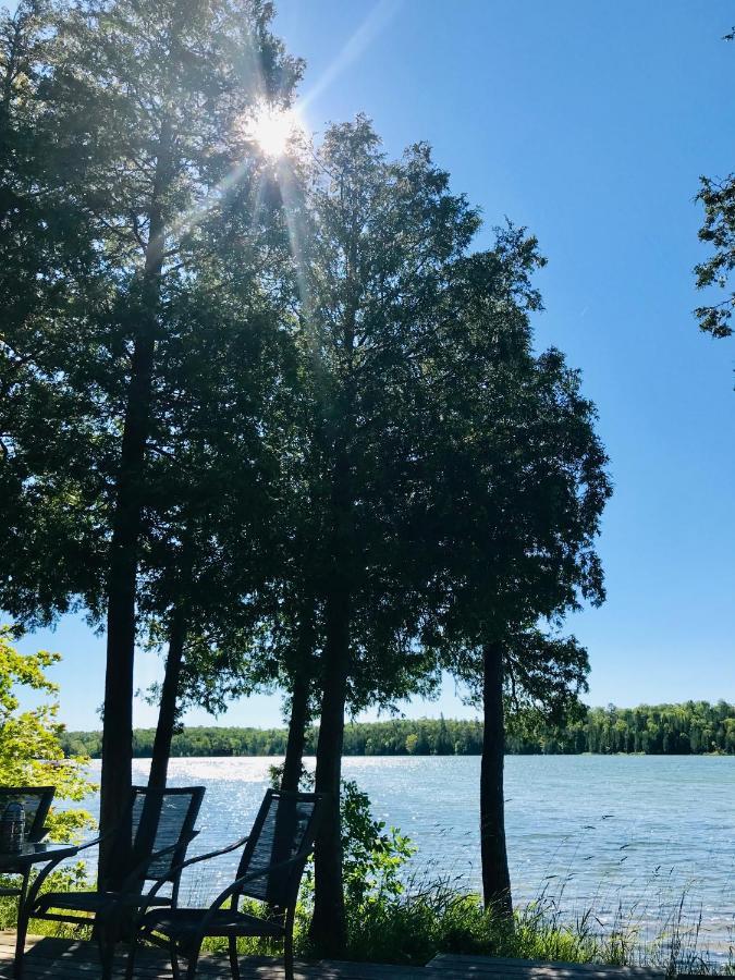Lakefront Hope Lodge Miller Lake Kültér fotó